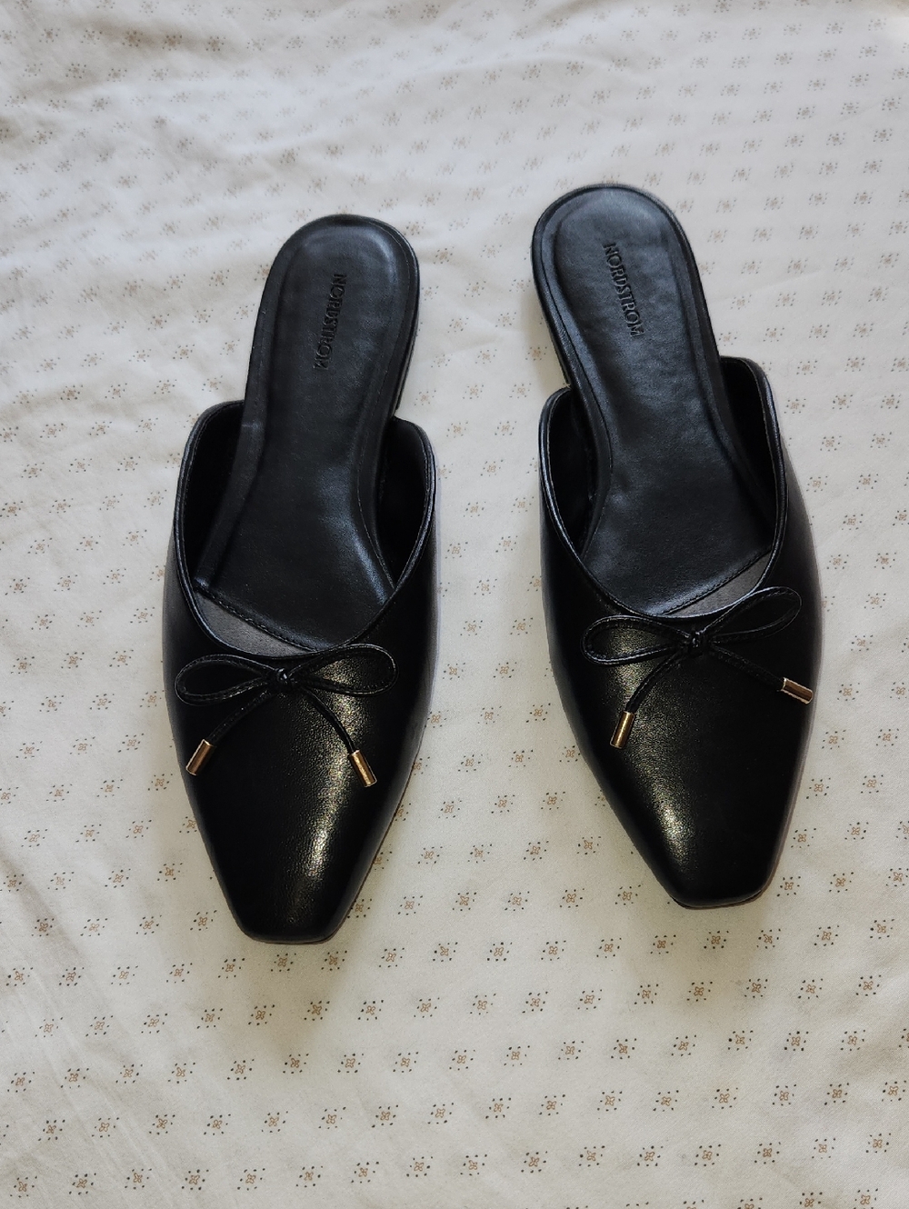 Nordstrom Jude Black Leather Pointed-Toe Slip-On Mules with Bow Size 7.5